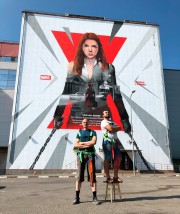 Marvel в Волгограде: выпускник ВГСПУ Алексей Бережнов создал большие граффити с героиней нового блокбастера