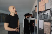 Иностранные студенты ВГСПУ посетили историко-документальную выставку «Без срока давности» 