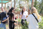 Студенты ВГСПУ высадили деревья в центральном парке культуры и отдыха Волгограда