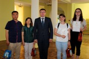 Ректор ВГСПУ провел встречу с иностранными преподавателями и стажерами