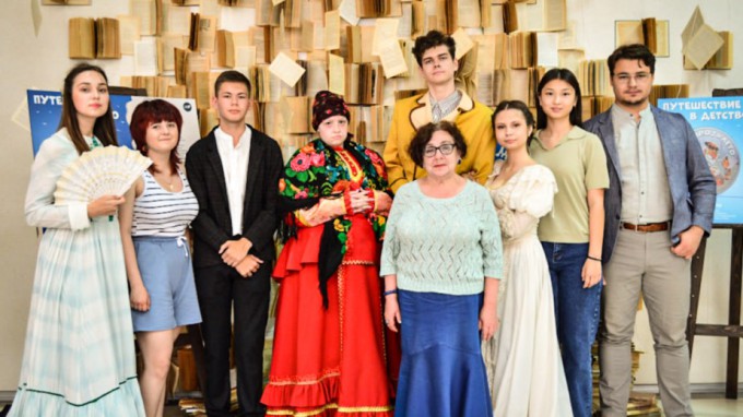Студенческий драматический театр «Мельпомена» ВГСПУ отметил 10-летний юбилей