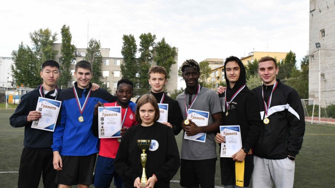 В ВГСПУ прошёл «Кубок первокурсников ВГСПУ» по мини-футболу