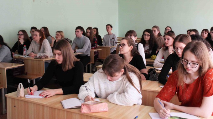 В ВГСПУ начала работу «Школа юного русиста»