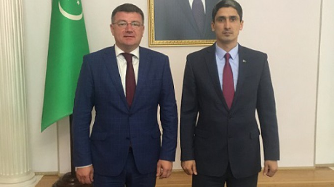 Ректор ВГСПУ Александр Коротков и консул Туркменистана Атадурды Байрамов обсудили перспективы сотрудничества