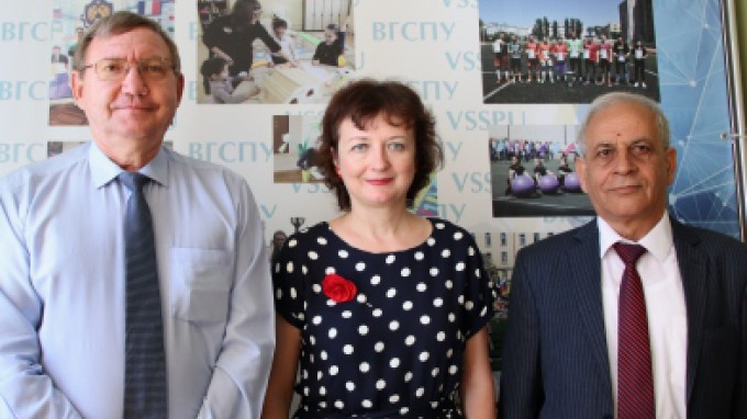 В ВГСПУ  с неофициальным визитом  побывал пресс-секретарь Бакинского славянского университета 