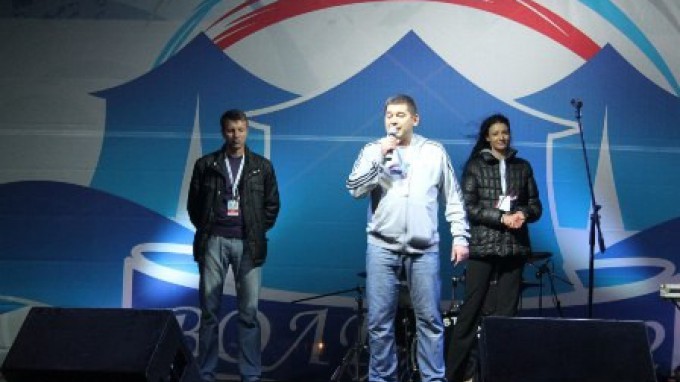 Остров Сарпинский встретил участников форума «Волга-2012» 