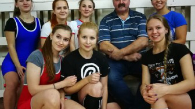 Студенты ВГСПУ стали победителями Открытого лично-командного чемпионата Волгоградской области по пауэрлифтингу