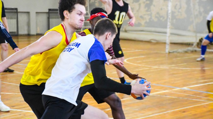 В ВГСПУпрошел промотурнир по гандболу среди мужских команд в рамках отборочного этапа Чемпионата АССК России.