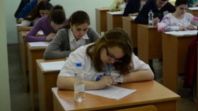 Около 100 волгоградских студентов станут общественными наблюдателями на ЕГЭ