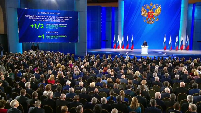 Владимир Путин призвал увеличивать число бюджетных мест в региональных вузах