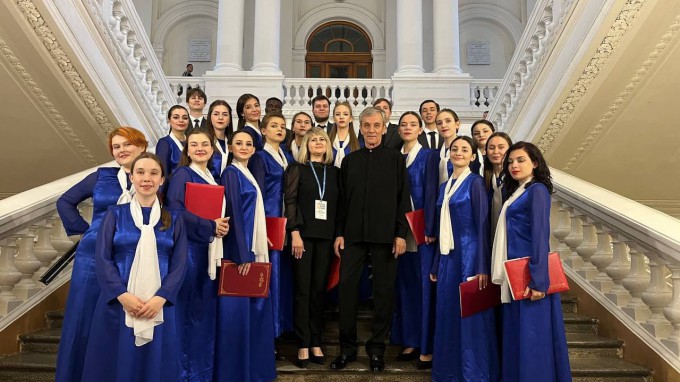 Концертный хор института художественного образования ВГСПУ стал лауреатом первой степени Международного фестиваля «Музы белых ночей»