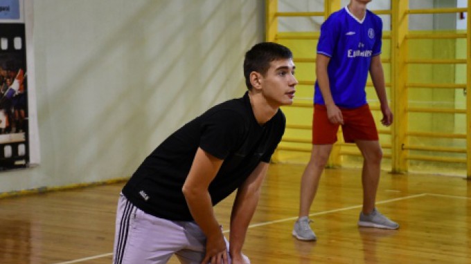 В ВГСПУ прошел «Кубок первокурсников» по волейболу среди  мужчин
